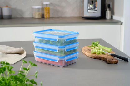 Emsa 515645 Clip & Close 3-piece set of food storage containers, 1.2 litre, transparent/blue