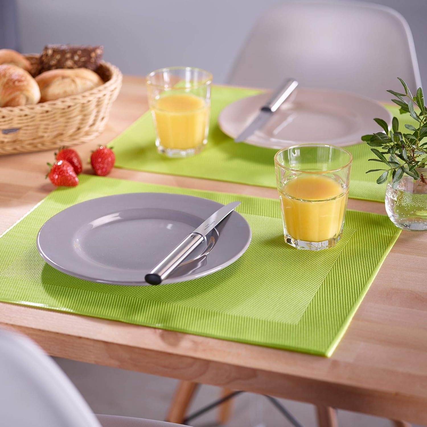 Westmark Placemats, 4 pieces, 42 x 32 cm, Synthetic, Lime Green, Saleen Edition: Home Lime/Green