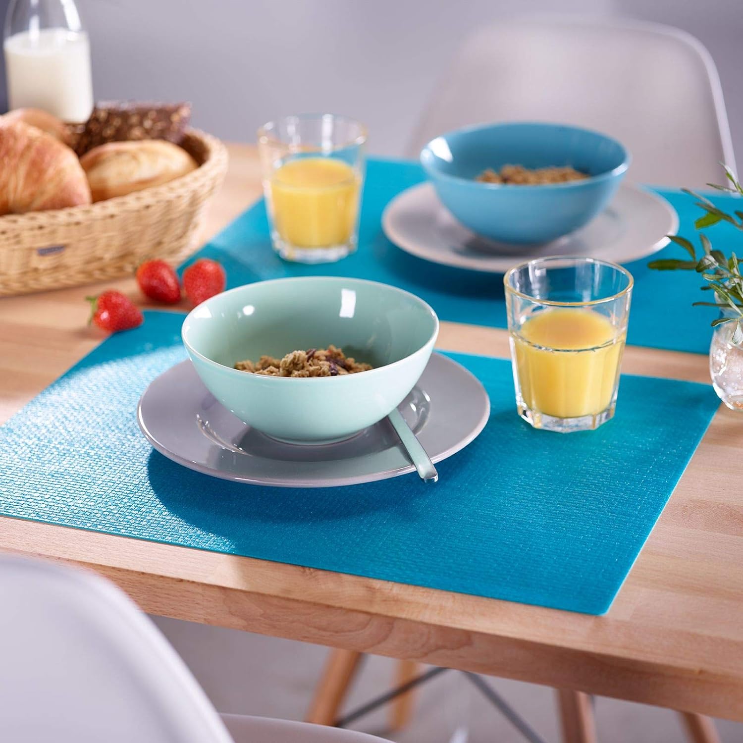 Westmark Tischsets/Platzsets, 4 Stück, 45 x 32,5 cm, Polypropylen, Lebensmittelecht, Abwischbar, Türkis, Saleen Edition: Coolorista