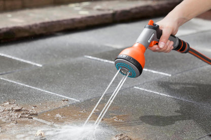 Gardena Classic Multi Sprayer: Garden sprayer for watering beds and potted plants, three spray patterns, frost protection, single-hand operation (18313-20