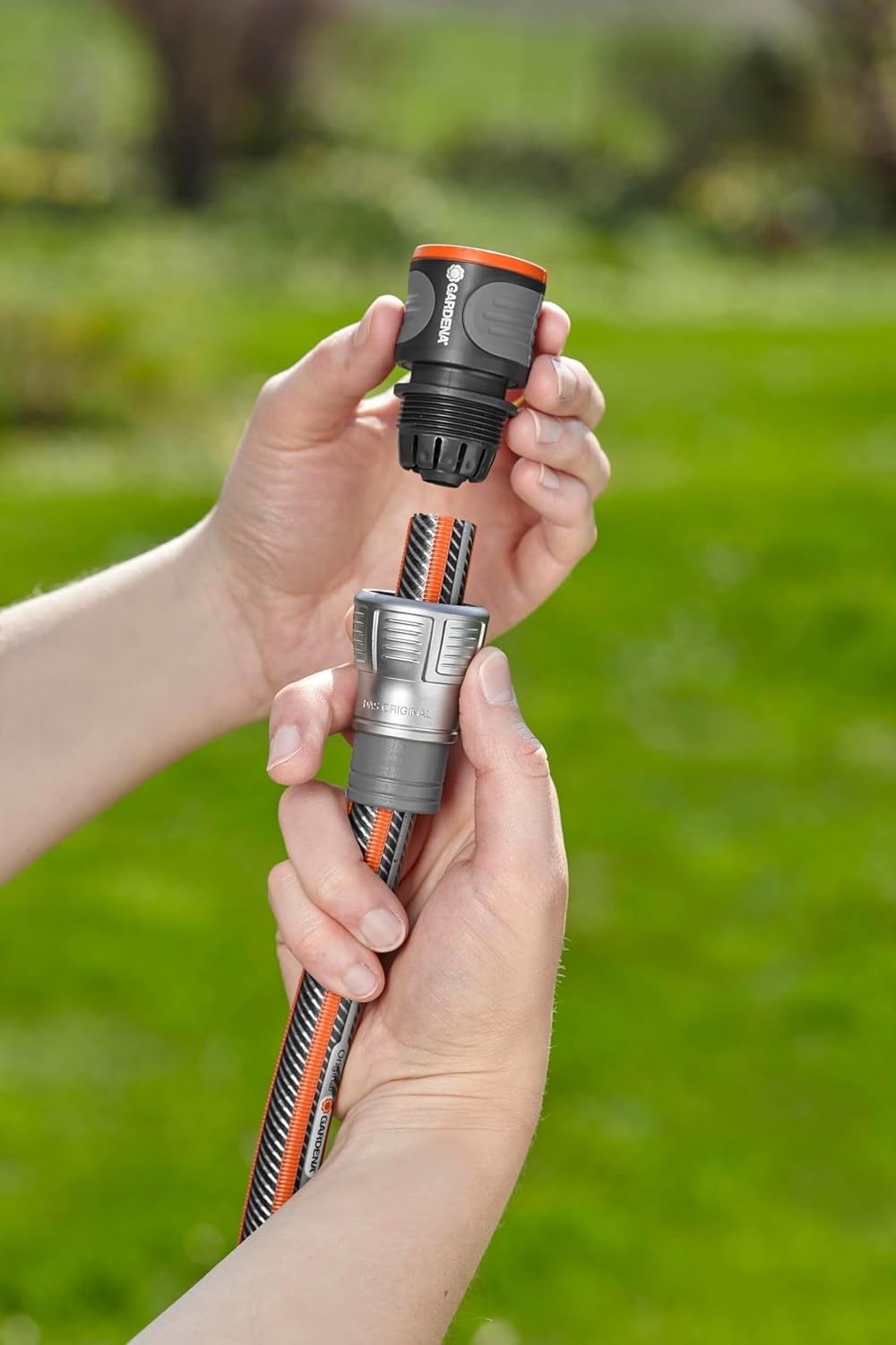 Gardena Premium Hose Connector, 13 mm (1/2 inch) - 15 mm (5/8 inch): Adapter for taps, frost-resistant, (18255-20