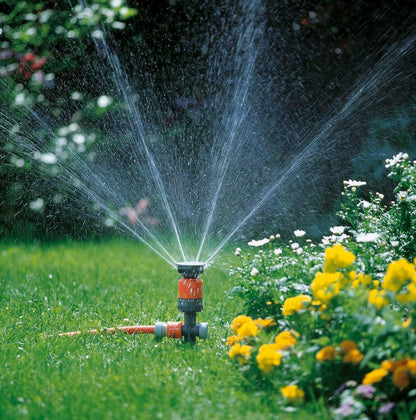 Gardena Circular Sprinkler Vario with Spike