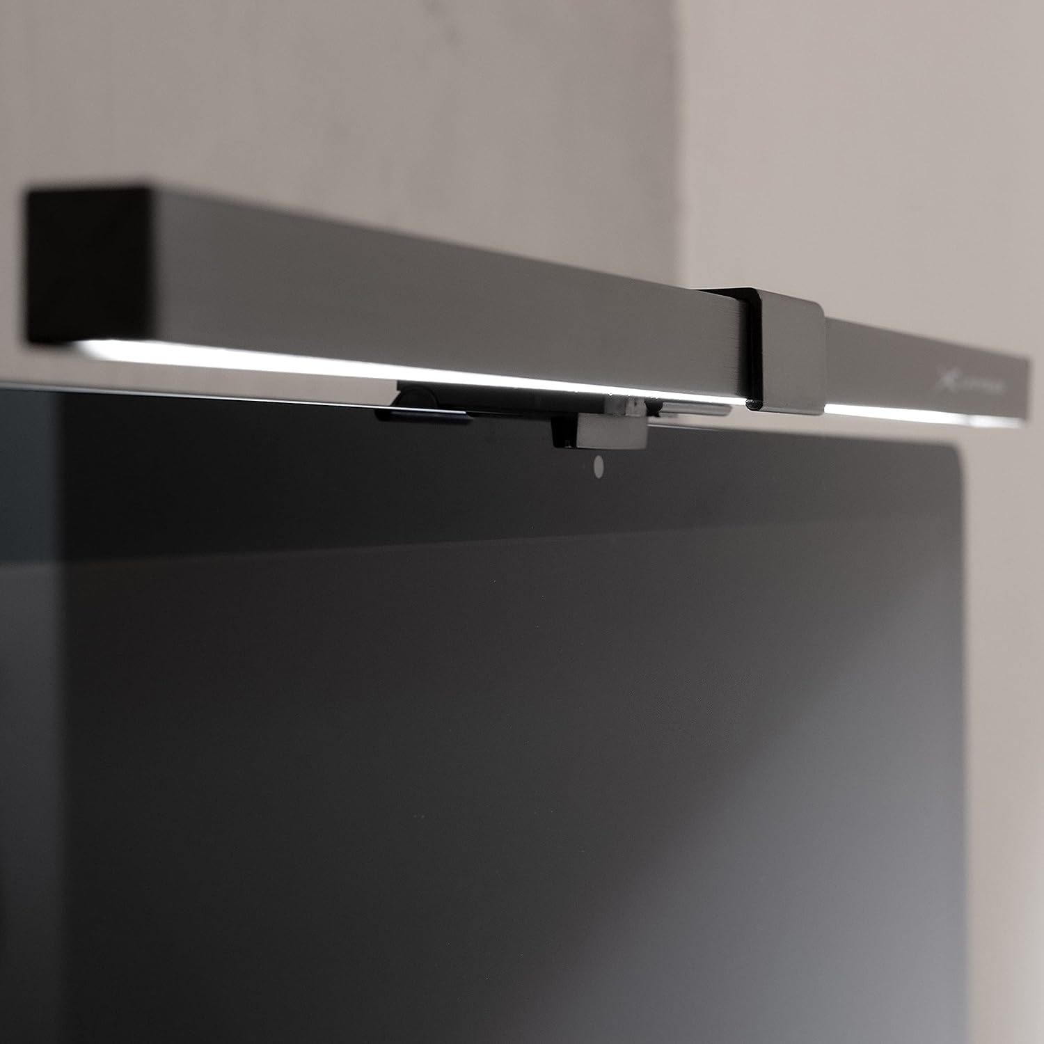 XLAYER Monitor-Lampe schwarz 6 W