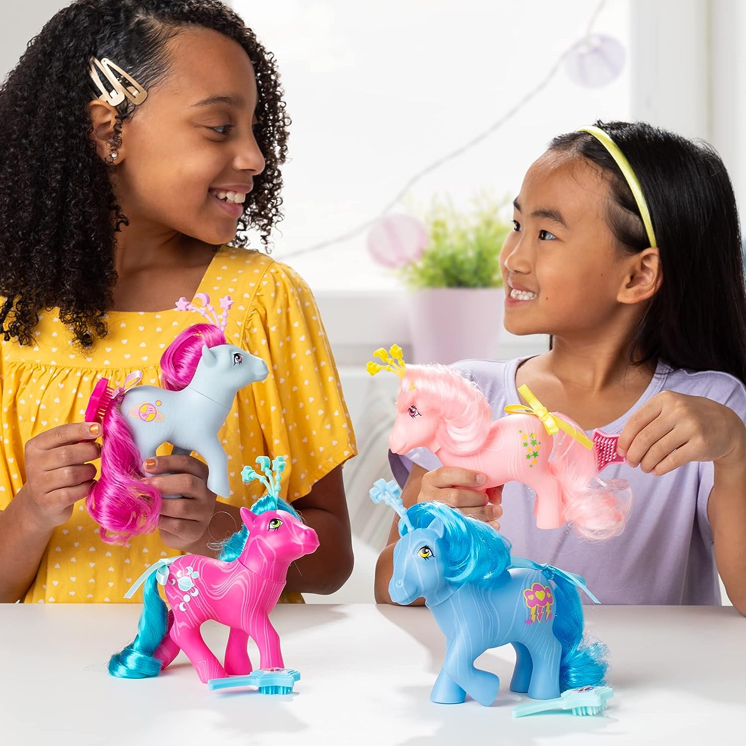 Basic Fun My Little Pony Celestial Ponies-Aurora, Multicolor, M (35341)