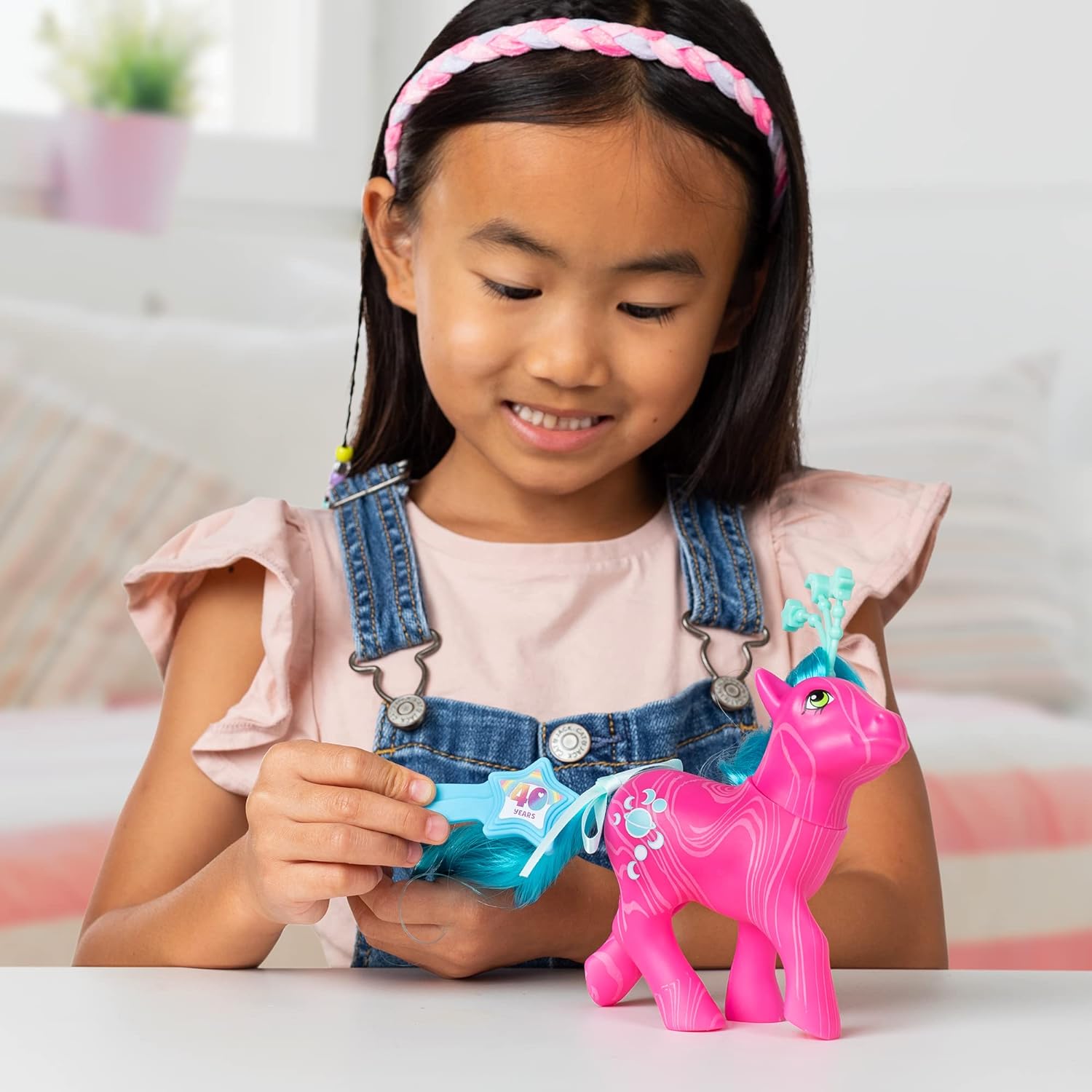 Basic Fun My Little Pony Celestial Ponies-Aurora, Multicolor, M (35341)