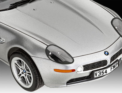 Revell Gift Set 05662 James Bond 007 The World Is Not Enough, BMW Z8, 1:24 Scale Unbuilt Plastic Model Kit, With Accessories & Poster