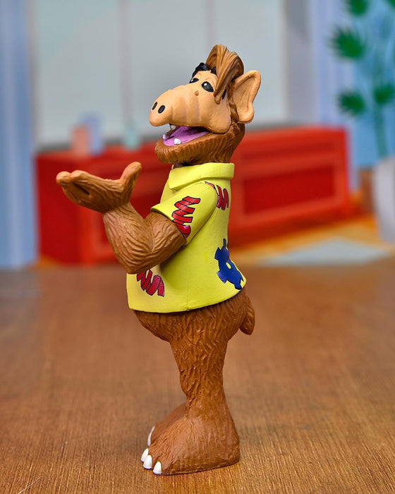 NECA Alf figurine Toony Classic Alf with Saxophone 15 cm