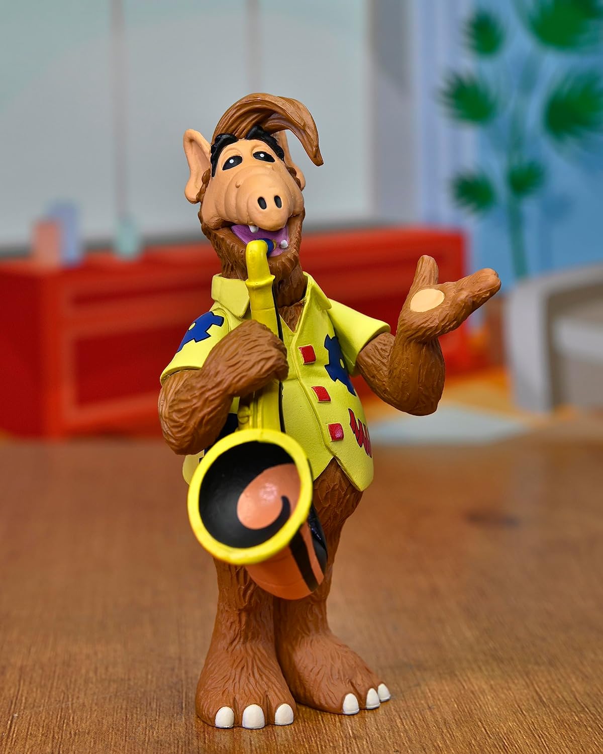 NECA Alf figurine Toony Classic Alf with Saxophone 15 cm