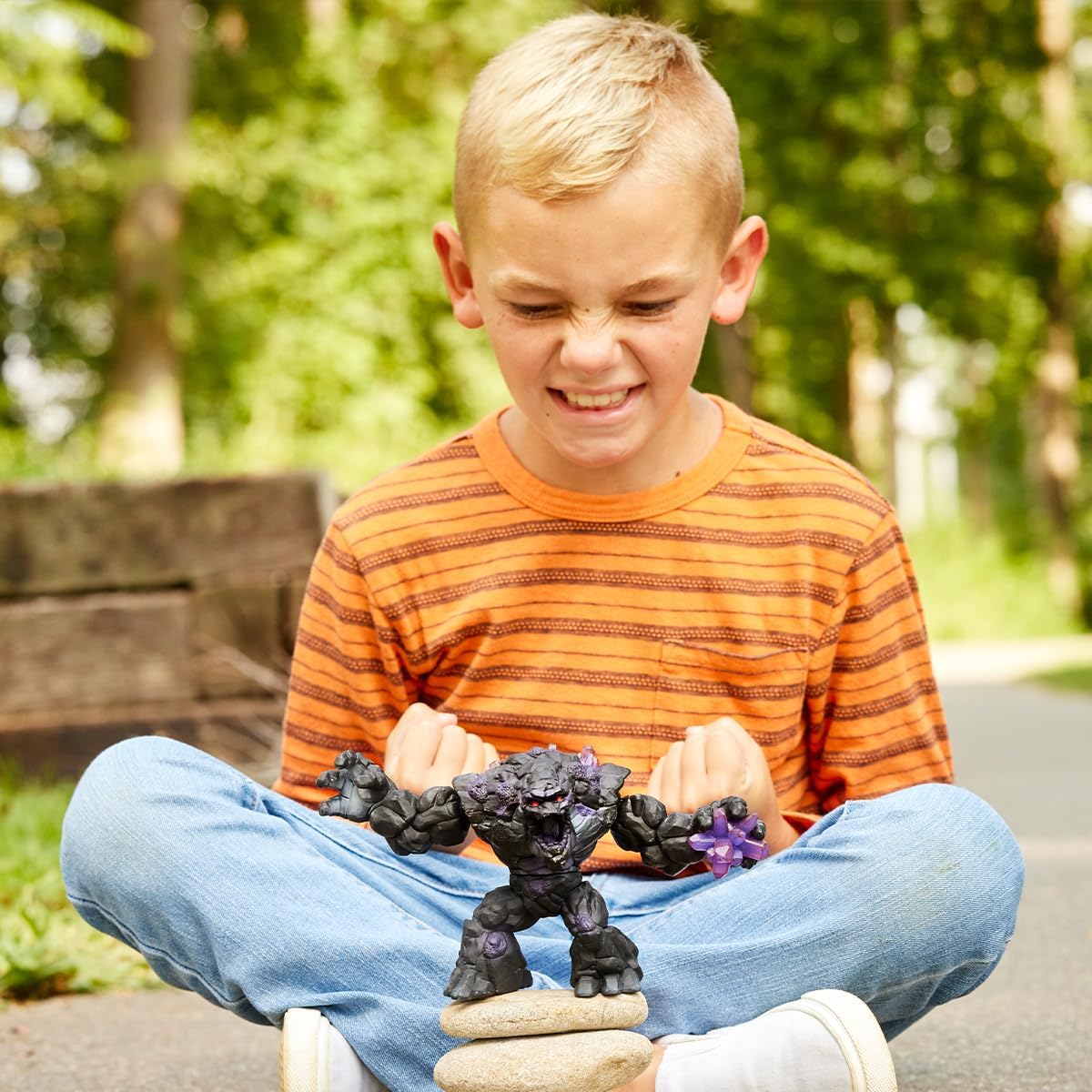 schleich Eldrador 70158 Shadow World Stone Monster - Realistic Mythical Fantasy Creature Action Figure Toy - Creature with Movable Arms and Torso - Monster Toys Gift for Boys and Girls, Kids Ages 7+