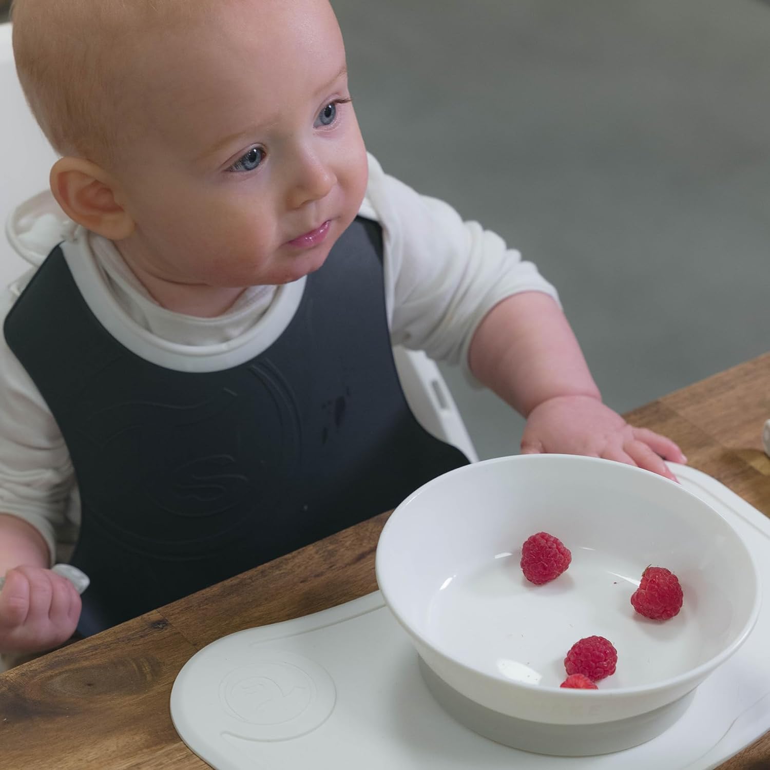 Twistshake Peuterkommen met Afdichtende Deksel en siliconen ring Zelfvoeding, Voedselbakje voor baby kinderen en peuter, Gemakkelijk te Reinigen, BPA-Vrij, 6 Maanden+, Wit