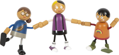 Small Foot Bending Family w/Baby, 8 Flexible Wooden Dolls of Various Ages, Genders & Skin Colours, 12426