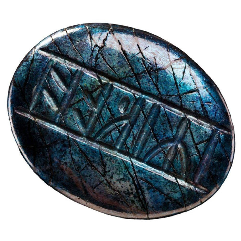The Hobbit The Desolation of Smaug Prop Replica Kili's Rune Stone Weta Replicas, 5 x 4 x 0,8 cm, Synthetic Resin