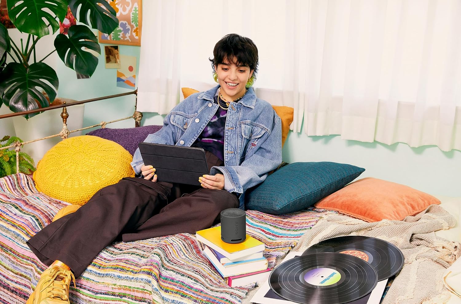 Sony SRS-XB100 - Wireless Bluetooth, Portable, Lightweight, Compact Outdoor, Travel, Speaker, Durable IP67 Waterproof & Dustproof,16 HR Battery, Versatile Strap, Hands-Free Calling, Light Grey