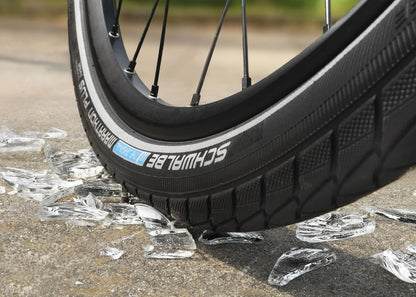 Schwalbe Marathon Plus SmartGuard Tyre, Black/Reflective