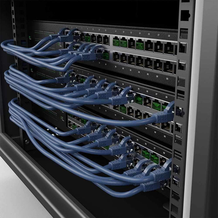 LINDY 10 x RJ-45 Port Blockers with Key - Green Pack Of 10 With Key Green