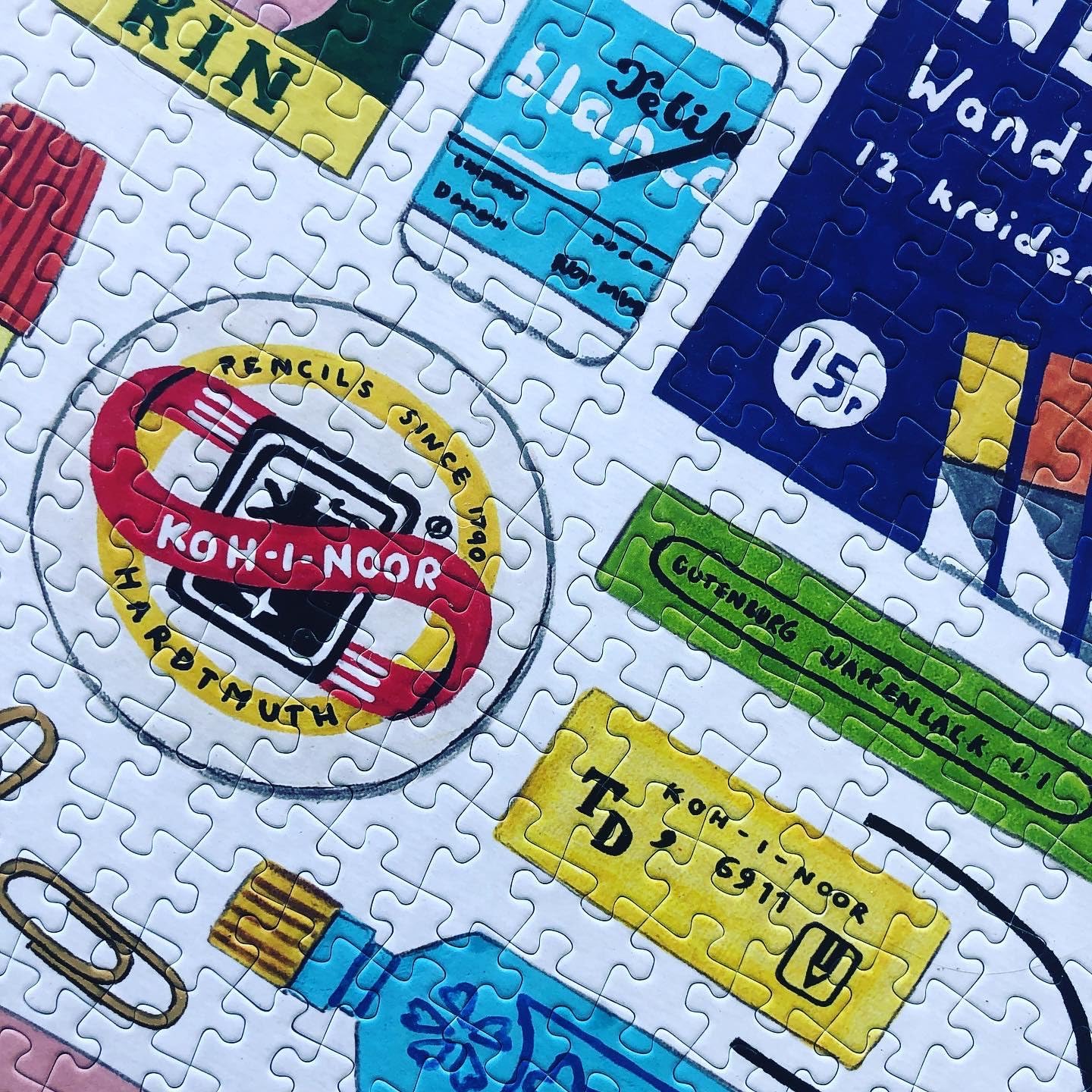 Stationery / 1,000 Piece Jigsaw Puzzle for Adults from Happily
