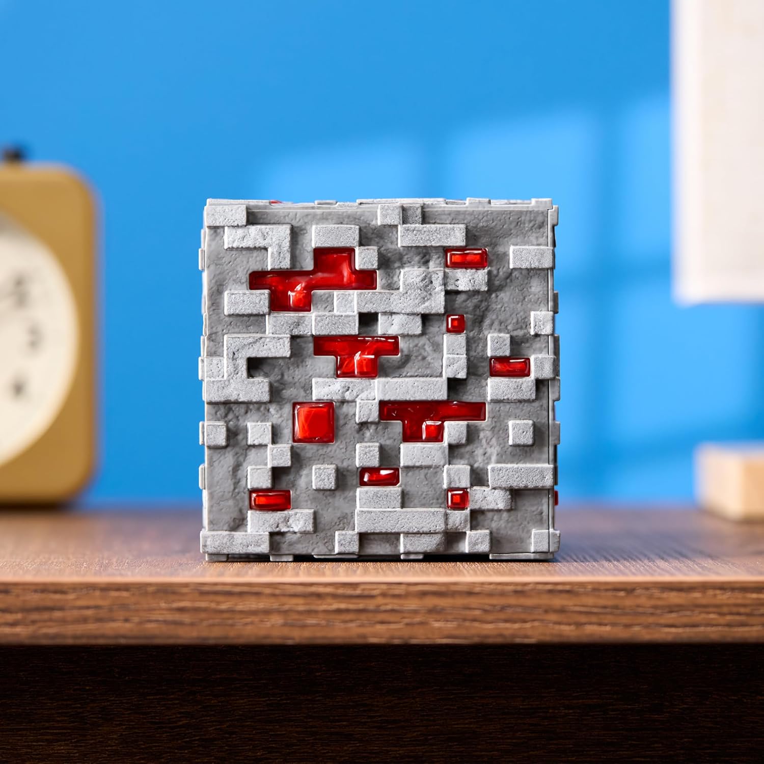 Noble Collection Minecraft réplique Illuminating Redstone Ore Cube 10 cm
