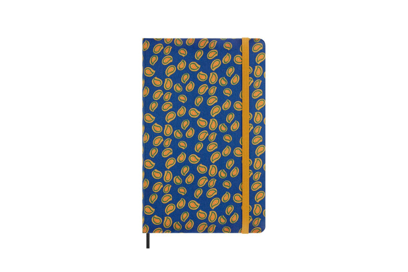 Moleskine Agenda Silk 12 Months, Weekly Undated Agenda, Hard Cover with Italian Silk from Mantero, Elastic Closure, with Gift Box, Size Large 21x13cm, Colour