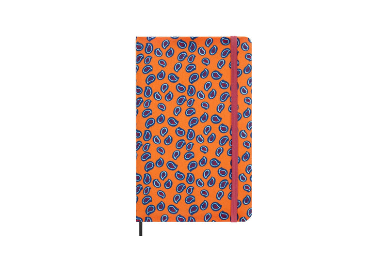 Moleskine Agenda Silk 12 Months, Weekly Undated Agenda, Hard Cover with Italian Silk from Mantero, Elastic Closure, with Gift Box, Size Large 21x13cm, Colour
