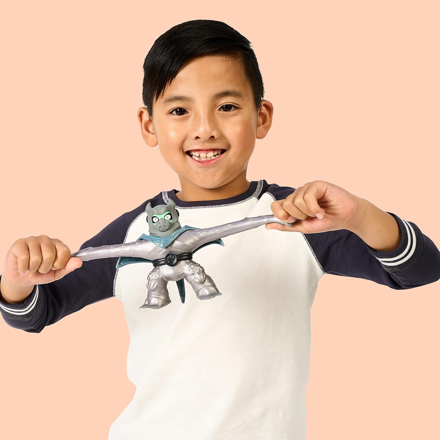 Heroes of Goo Jit Zu Deep Goo Sea Mantara Hero Pack. Super Mushy, Goo Filled Toy. With Water Blast Attack Feature. Stretch Him 3 Times His Size!