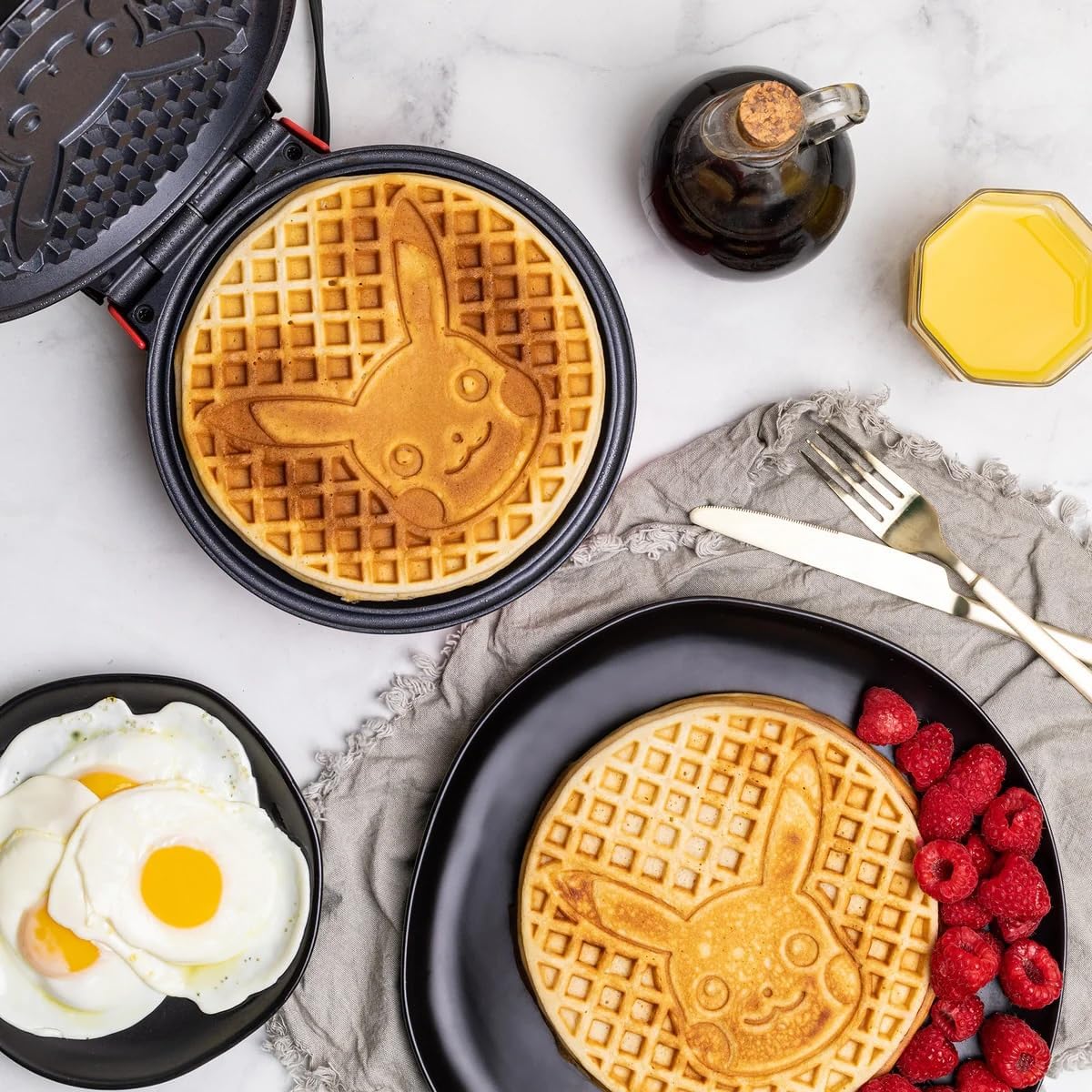 POKEMON - Pikachu - Waffle Maker