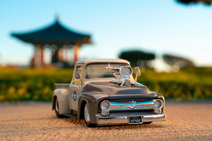 Jada- Street Fighter II, Ford Pickup Escala 1:24, en Metal, Giro de Ruedas, Apertura de Puertas y Figura de Guile (253255057)