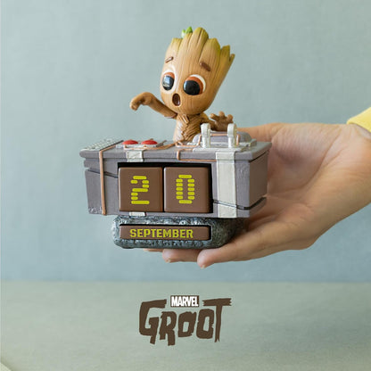Grupo Erik Perpetual Kalender 3D Marvel Groot Death Button - Desktop Kalender - Bureaukalender - Home Office Dekoration