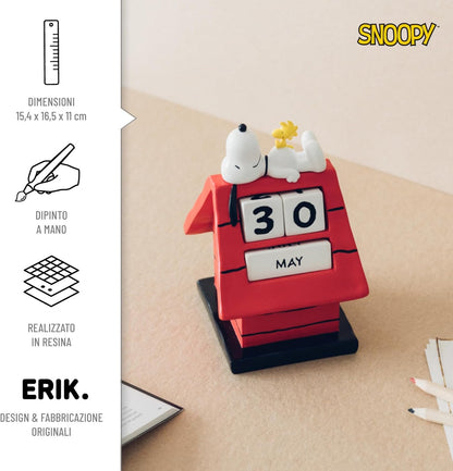 Calendario perpetuo 3D Snoopy Doghouse - Calendario 3D Snoopy - Snoopy figura ideal decoración Snoopy habitación - Calendario sobremesa de Figura Snoopy, licencia oficial