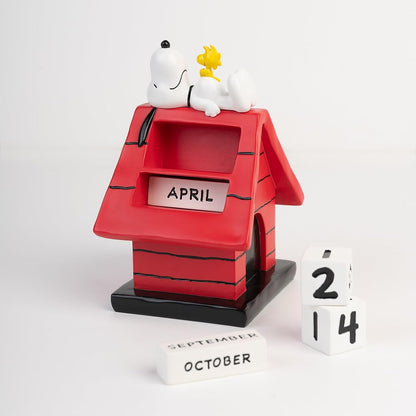 Calendario perpetuo 3D Snoopy Doghouse - Calendario 3D Snoopy - Snoopy figura ideal decoración Snoopy habitación - Calendario sobremesa de Figura Snoopy, licencia oficial