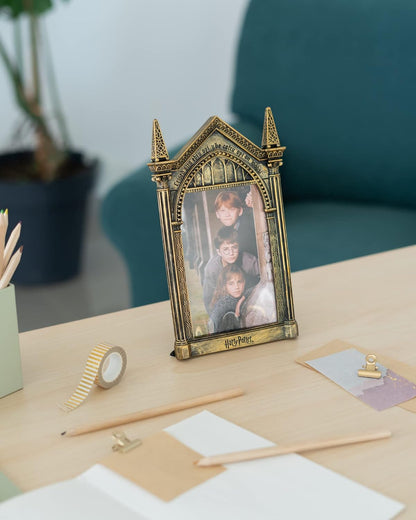 Grupo Erik Harry Potter The Mirror Of Erised 3D Photo Frame | 4 x 6 inches - 10 x 15 cm | 6 x 4 Picture Frame | Harry Potter Gifts | Friends Photo Frame