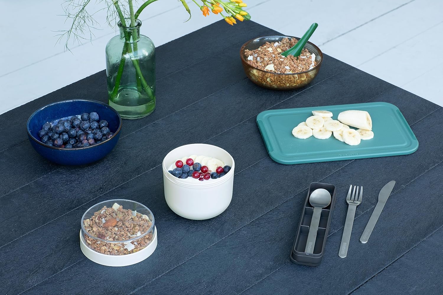 Brabantia - Make & Take Breakfast Bowl 0.5L - with Screw-On Ingredients Container (180 ml) - Leakproof - Large Opening - Suitable for Freezer - Dishwasher & Microwave Safe