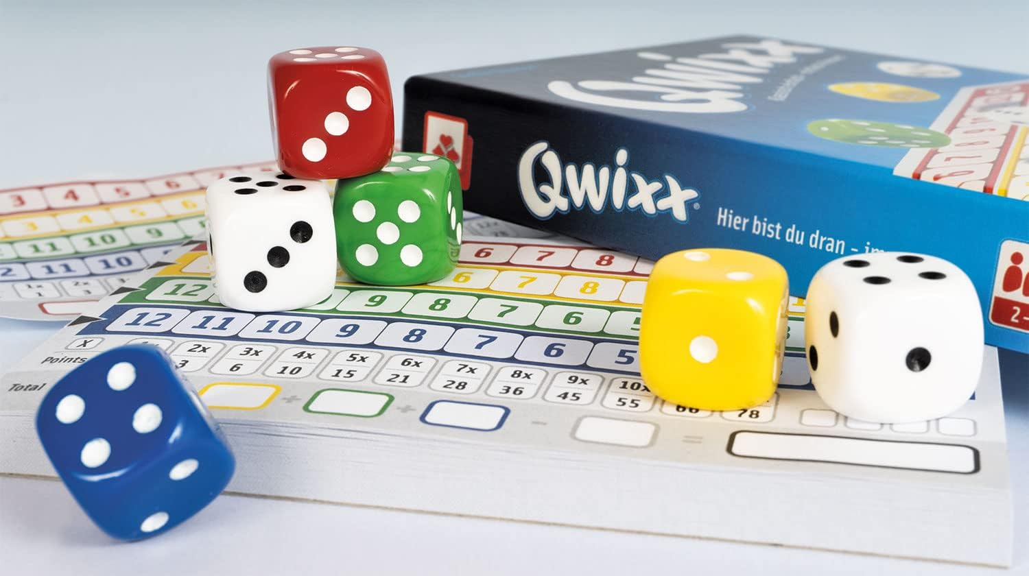 NSV - 4015 - QWIXX - nominated for game of the year 2013 - dice game (German edition