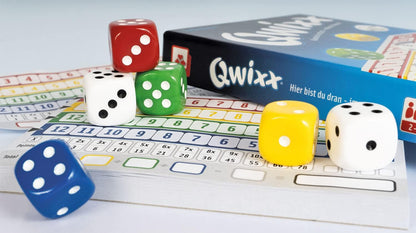 NSV - 4015 - QWIXX - nominated for game of the year 2013 - dice game (German edition