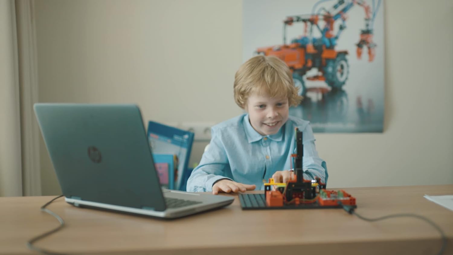 fischertechnik Robotics BT Smart Beginner Set Robots Construction Set, Multicolor