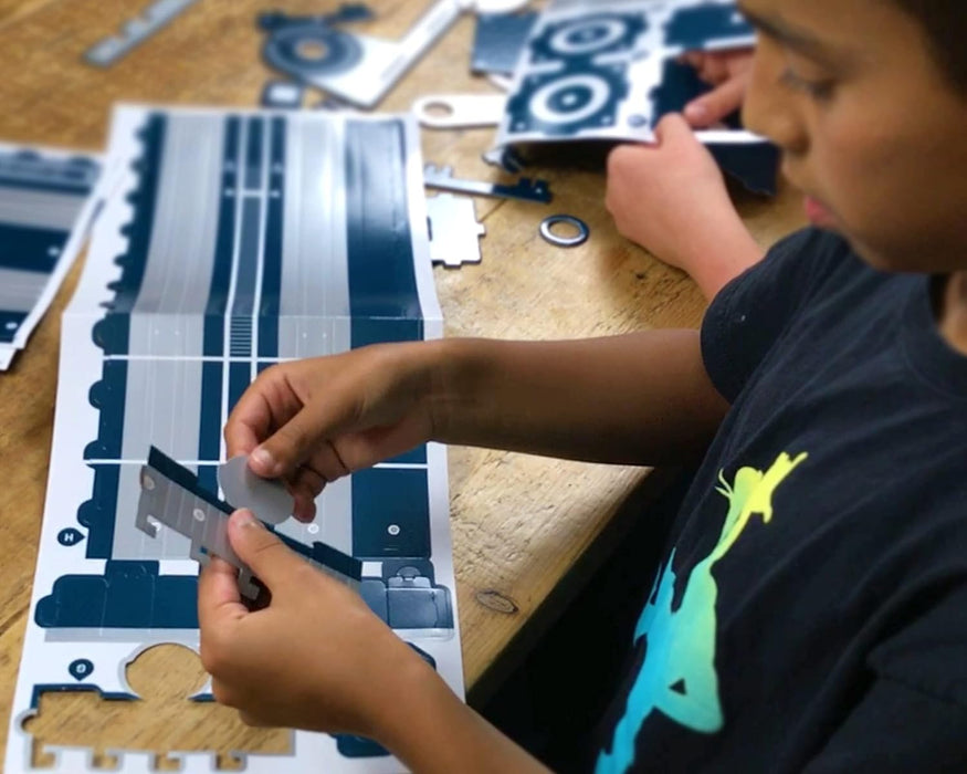 Build Your Own Working Telescope | Create a Fully Functioning Stargazing Refactor Cardboard Telescope | For Kids Ages 8+ |16x Magnification | Sustainable Slot Together Kit | Educational & STEM