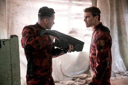 Coffret divergente : divergente ; divergente 2 - l'insurrection ; divergente 3 - au-delà du mur