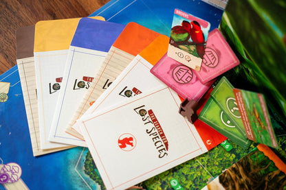 Renegade Game Studios | La ricerca delle specie perdute | Gioco da tavolo | Età 13 Plus | 1-4 giocatori | Tempo di gioco: 60-75 minuti