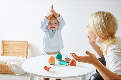 Janod Surprise 3 Baby Dinosaur-Hiding Eggs-Pull Open-FSC Wooden Toy-18 Months +, J05834, Multicolor