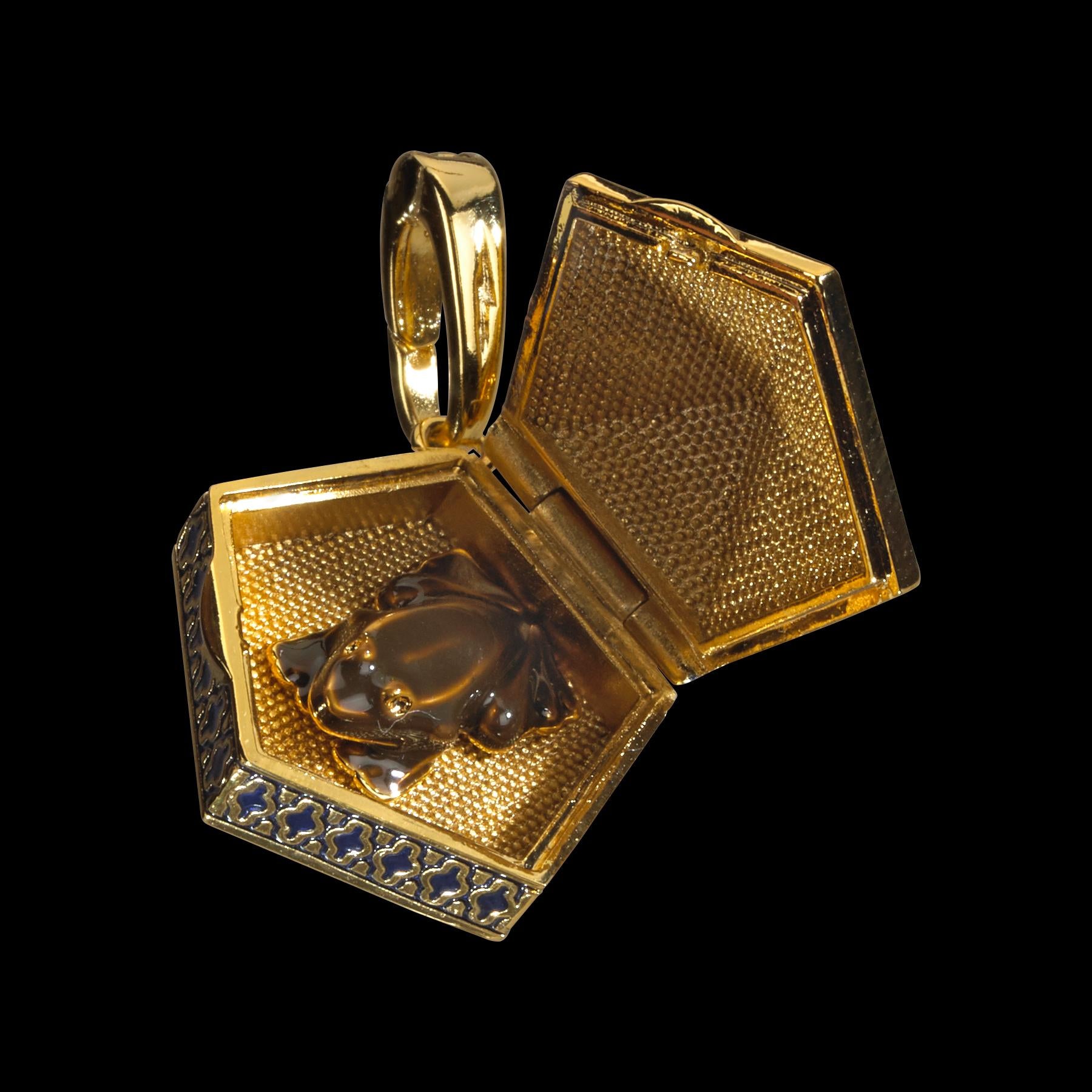 The Noble Collection Lumos Charm: Chocolate Frog