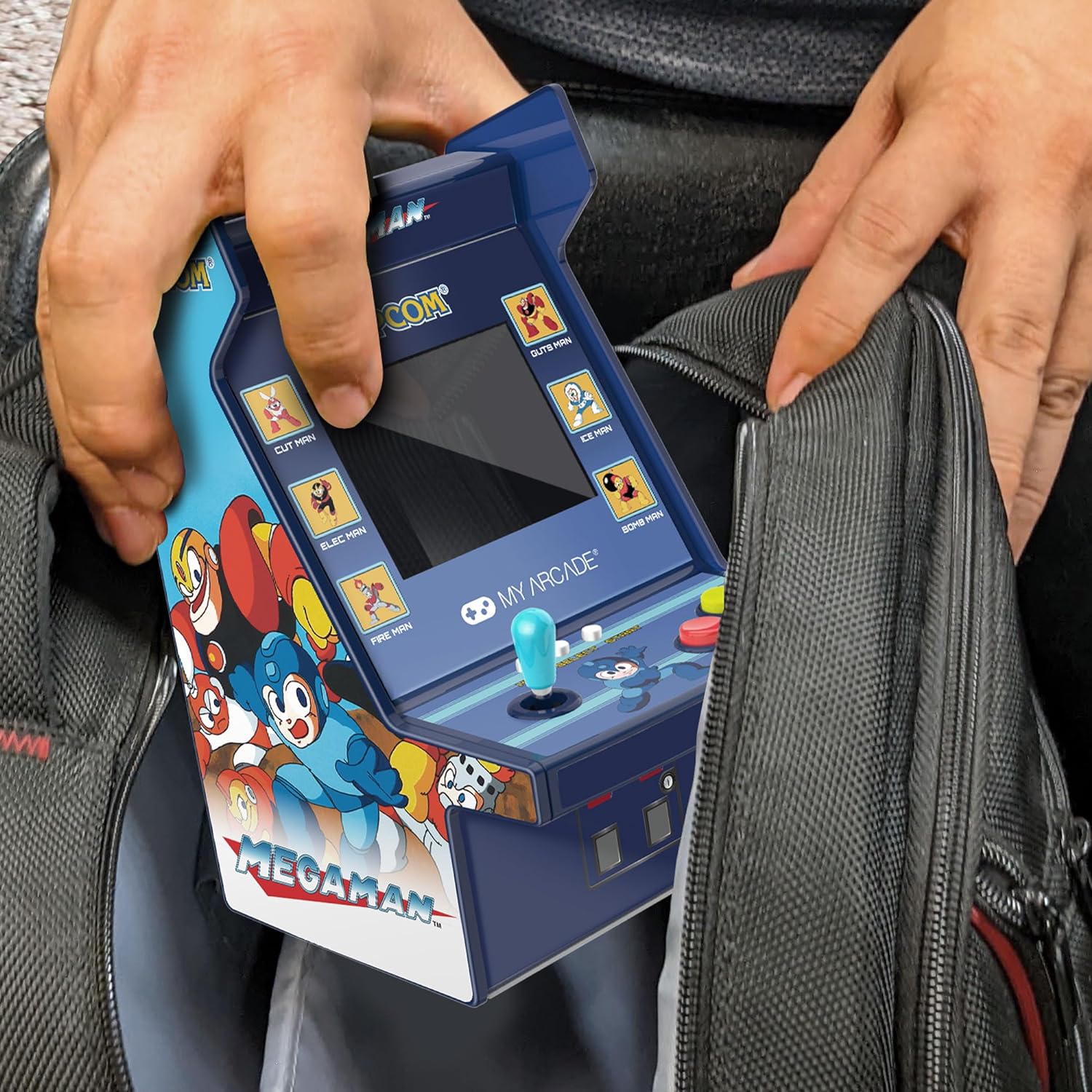 My Arcade DGUNL-4189 Mega Man Micro Player Pro Portable Retro Arcade (6 GAMES IN 1