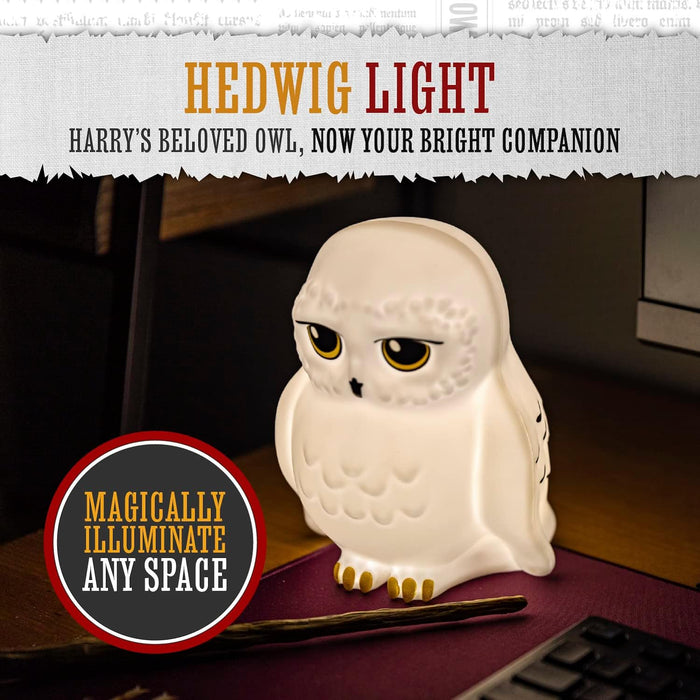 Paladone Harry Potter Hedwig Night Light - Harry Potter Decor - Bedroom Night Light for Kids