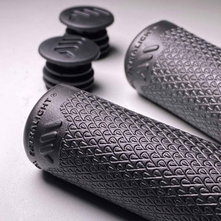 All Mountain Style Extralight Grips Black