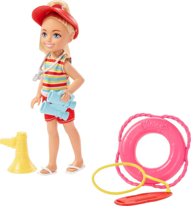 Barbie Puppe & Spielset, Chelsea Can Be Blonde Lifeguard Kleines Puppenset mit Outfit & 6 Karriere-Zubehör