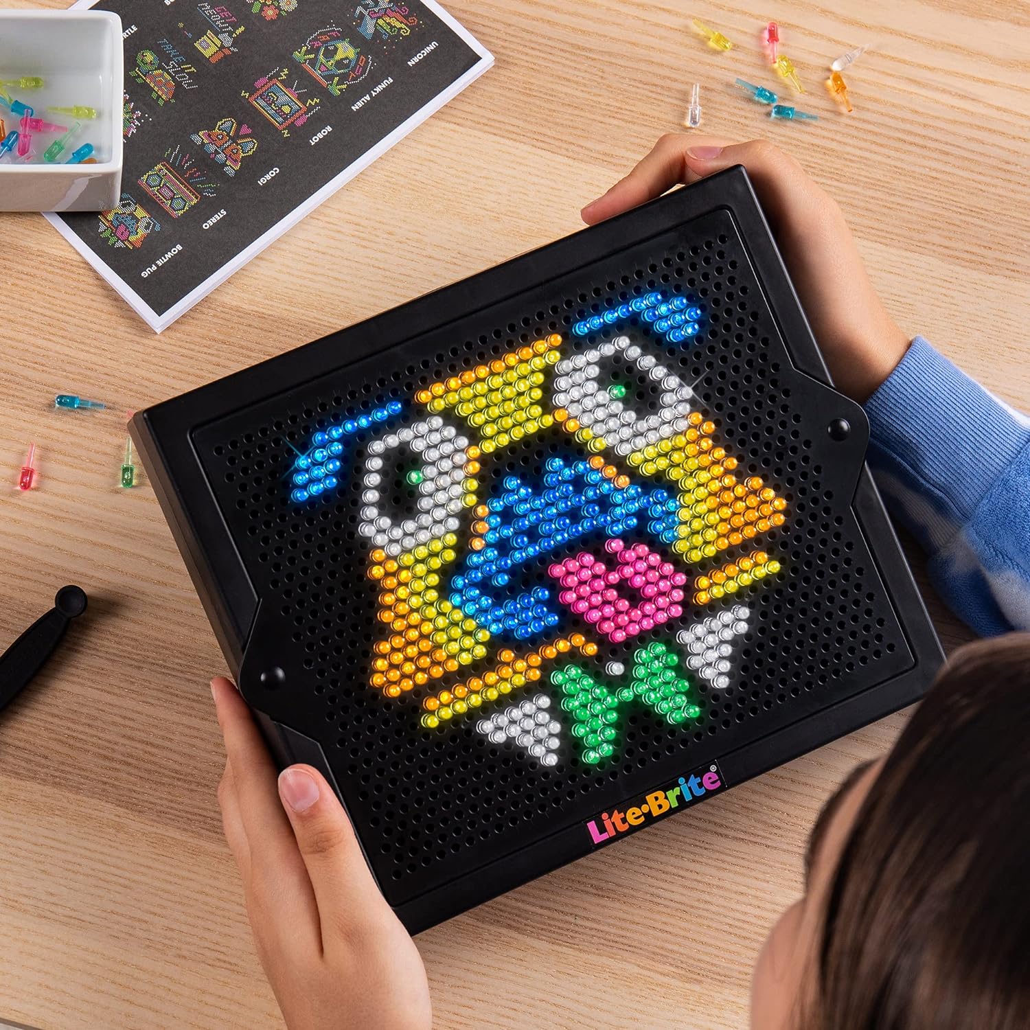 Lite-Brite | Super Brite HD | Light Up Drawing Board, LED Board with Colours, Light Up Toys for Creative Play, Glow Art Neon Effect Drawing Board, Light Toys for Kids Ages 4+ | Basic Fun 02323