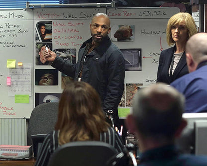 Loch Ness / Die komplette 6-teilige Krimiserie im Stil von „Broadchurch“