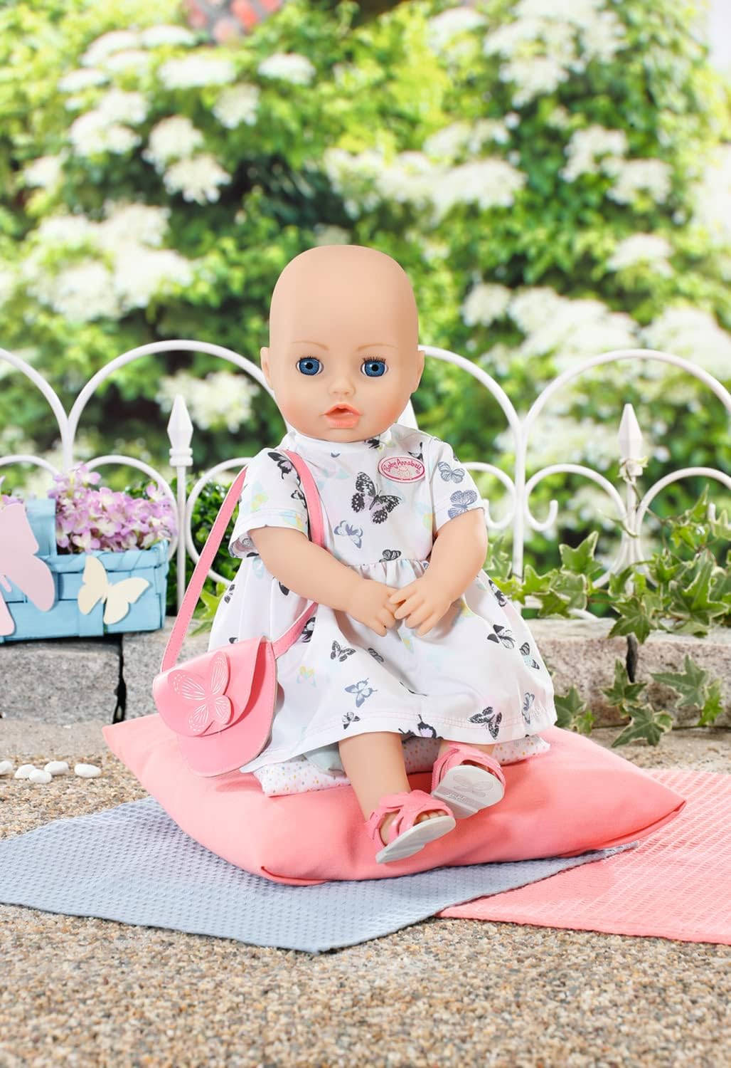 Baby Annabell Deluxe Butterfly Dress - To Fit 43cm Baby Annabell Dolls - Deluxe Set Includes beautiful Dress, Bag, Sandals and clothes hanger - Suitable for children aged 3+ years - 706701