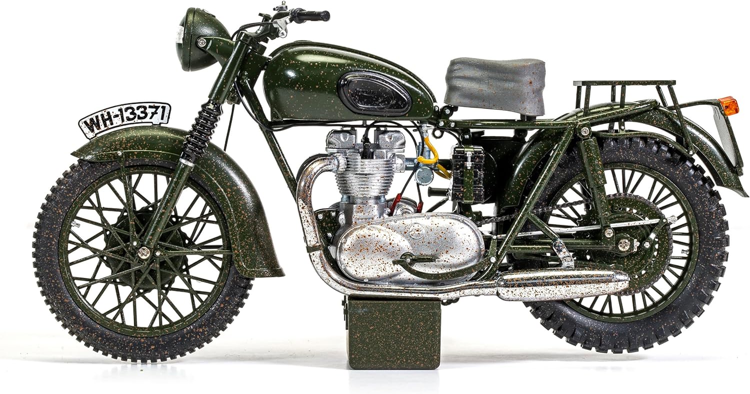 Corgi CC08501 The Great Escape - Triumph TR6 Trophy (Weathered) Classics TV and Film
