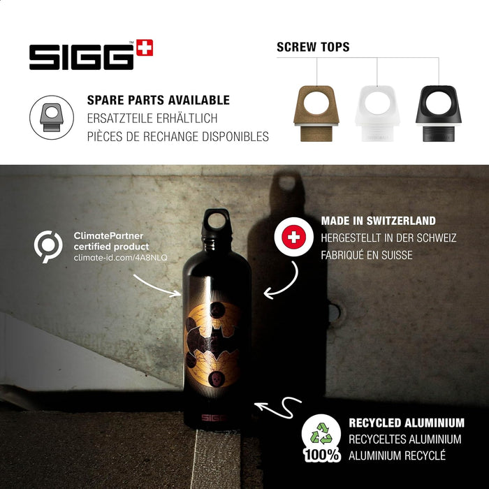 SIGG - Borraccia Alluminio - Traveller Batman - Certificata Climate Neutral - Bevande Gassate - Ermetica - Leggera - Senza BPA - 1L Oro Batman