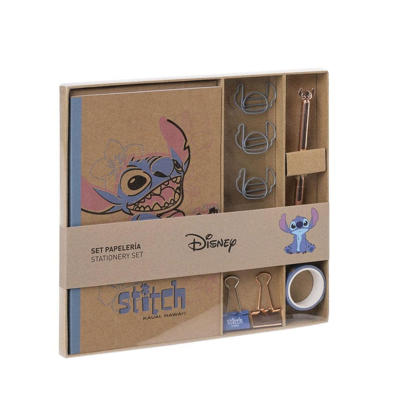 CERDÁ LIFE'S LITTLE MOMENTS - Set Papeleria Stitch Incluye Cuaderno Kraft A5-21 x 13 cm - Boligrafo Negro de Metal, Cinta Adhesiva, Clips con Forma y 2 Clips Metálicos