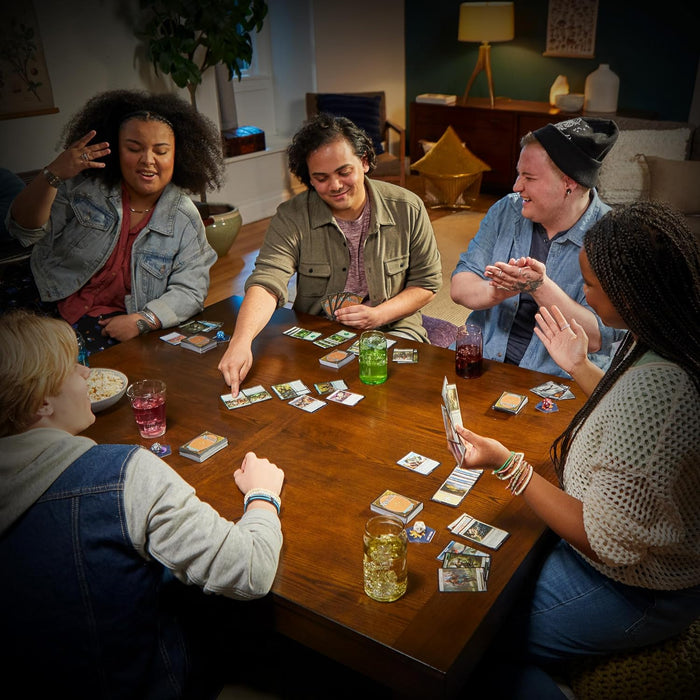 Magic: The Gathering The Lost Caverns of Ixalan Bundle: Gift Edition (English Version) Gift Bundle